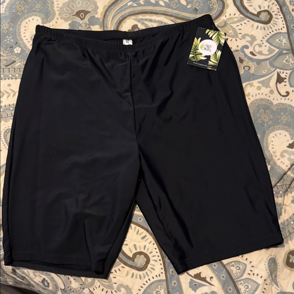 Mazu Swim Women’s 18W Black Swim Shorts